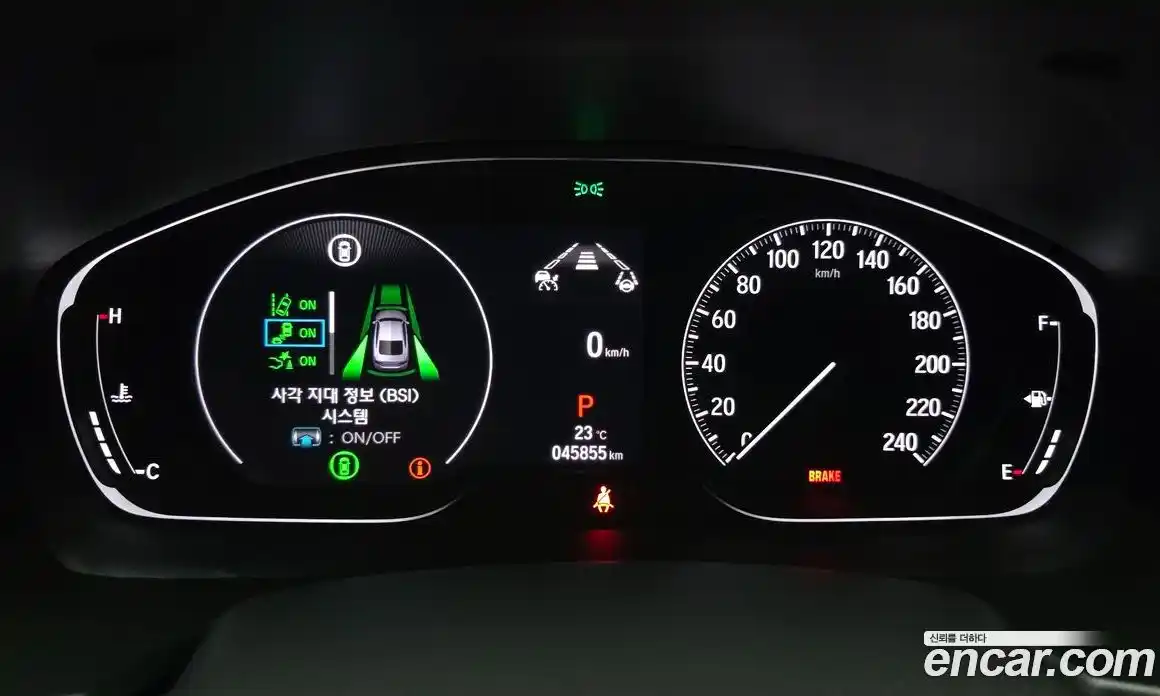 Honda Accord 2022 1.5 автомат (гидро), фото 11