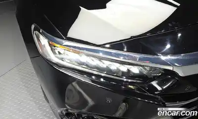 Honda Accord 2022 1.5 автомат (гидро), миниатюра 8