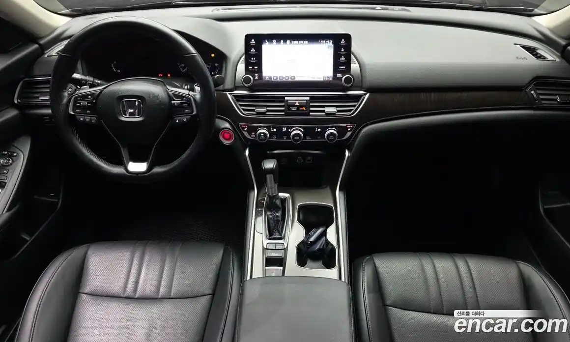 Honda Accord 2022 1.5 автомат (гидро), фото 10