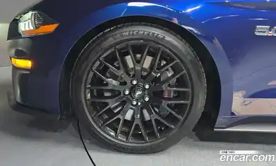 Ford Mustang 2019 5.0 автомат (гидро), миниатюра 5