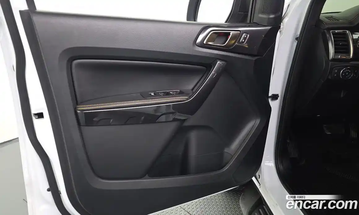 Ford Ranger 2022 2.0 автомат (гидро), фото 13