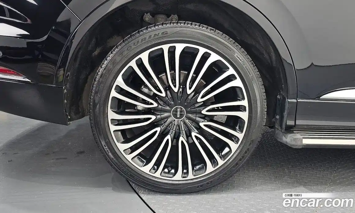Lincoln Aviator 2021 3.0 автомат (гидро), фото 5 Lincoln Aviator 2021 3.0 автомат (гидро), фото 5