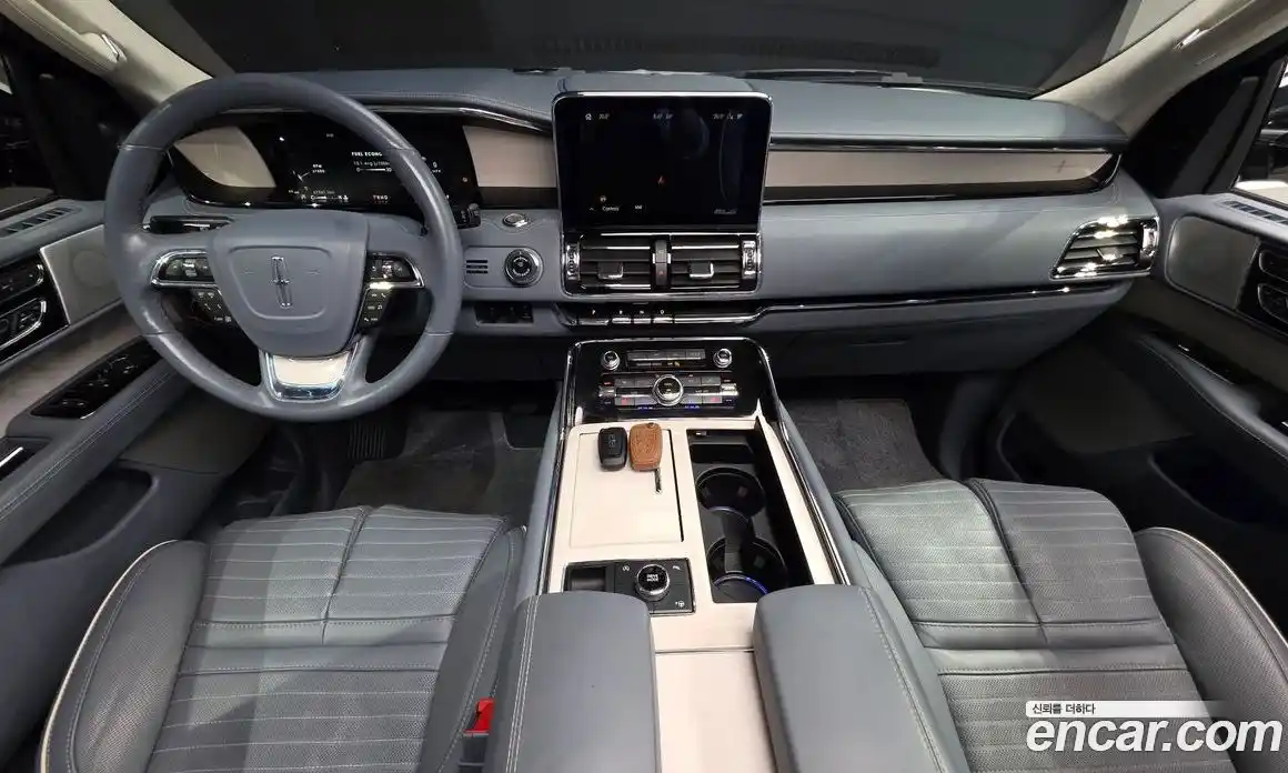 Lincoln Navigator 2020 3.5 автомат (гидро), фото 7 Lincoln Navigator 2020 3.5 автомат (гидро), фото 7