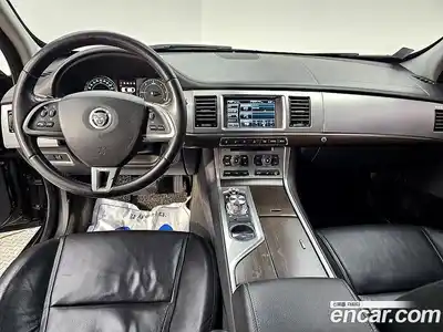 Jaguar XF 2011 2.2 автомат (гидро), миниатюра 5 Jaguar XF 2011 2.2 автомат (гидро), миниатюра 5