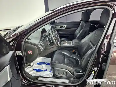 Jaguar XF 2011 2.2 автомат (гидро), миниатюра 8 Jaguar XF 2011 2.2 автомат (гидро), миниатюра 8