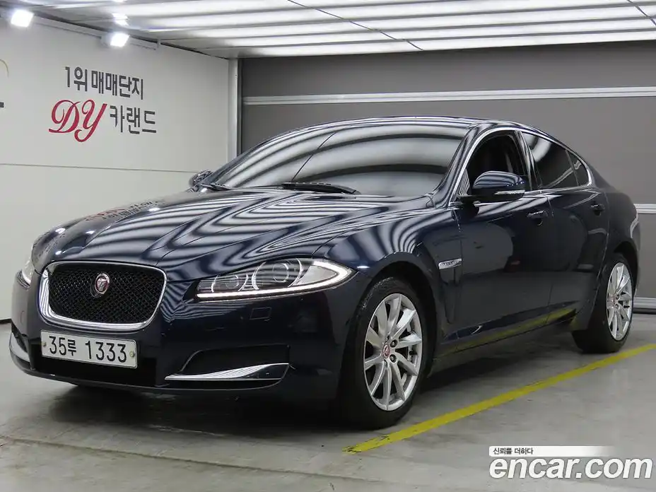 Jaguar XF 2014 2.0 автомат (гидро), фото 1 Jaguar XF 2014 2.0 автомат (гидро), фото 1