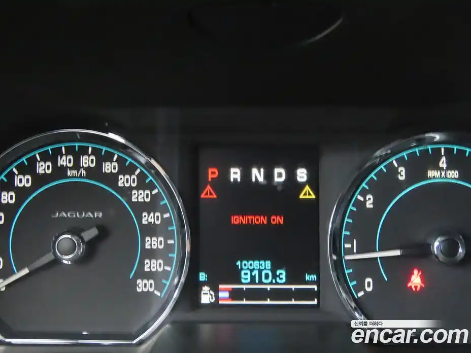 Jaguar XF 2014 2.0 автомат (гидро), фото 13 Jaguar XF 2014 2.0 автомат (гидро), фото 13