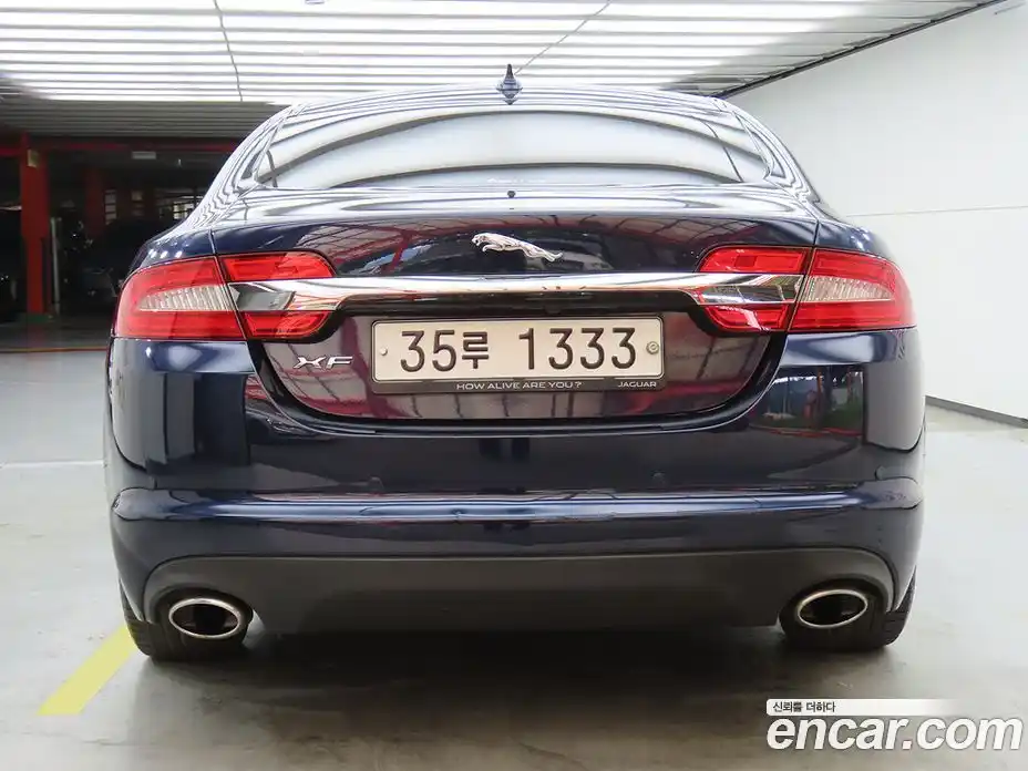 Jaguar XF 2014 2.0 автомат (гидро), фото 4 Jaguar XF 2014 2.0 автомат (гидро), фото 4