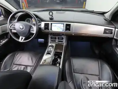Jaguar XF 2014 2.0 автомат (гидро), миниатюра 5 Jaguar XF 2014 2.0 автомат (гидро), миниатюра 5