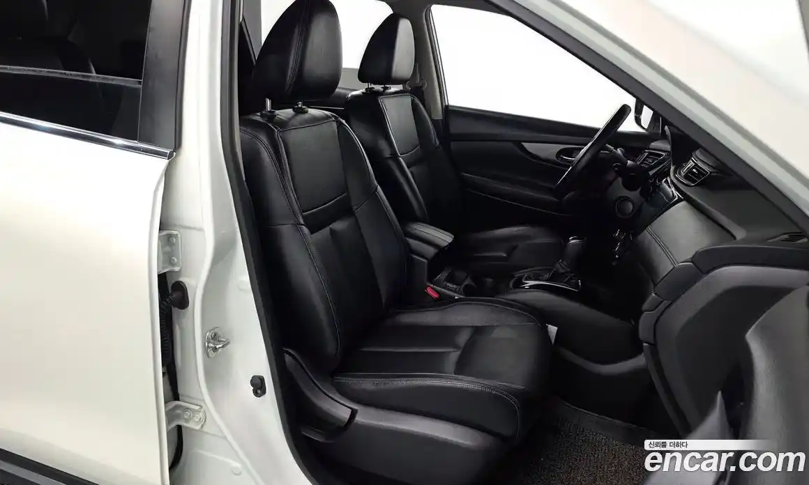 Nissan X-Trail 2018 2.5 автомат (гидро), фото 16 Nissan X-Trail 2018 2.5 автомат (гидро), фото 16
