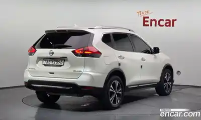 Nissan X-Trail 2018 2.5 автомат (гидро), миниатюра 2 Nissan X-Trail 2018 2.5 автомат (гидро), миниатюра 2