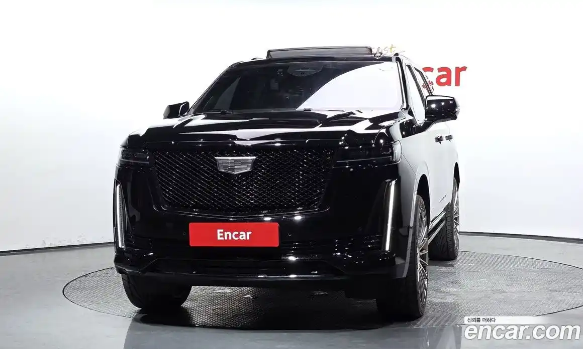 Cadillac Escalade 2023 6.2 автомат (гидро), фото 3 Cadillac Escalade 2023 6.2 автомат (гидро), фото 3