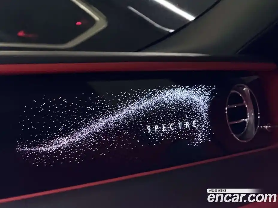 Rolls-Royce Spectre 2025 автомат (гидро), фото 15 Rolls-Royce Spectre 2025 автомат (гидро), фото 15
