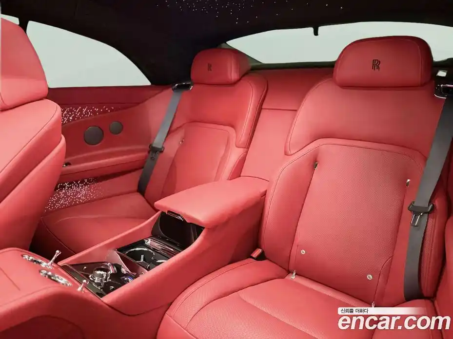 Rolls-Royce Spectre 2025 автомат (гидро), фото 18 Rolls-Royce Spectre 2025 автомат (гидро), фото 18