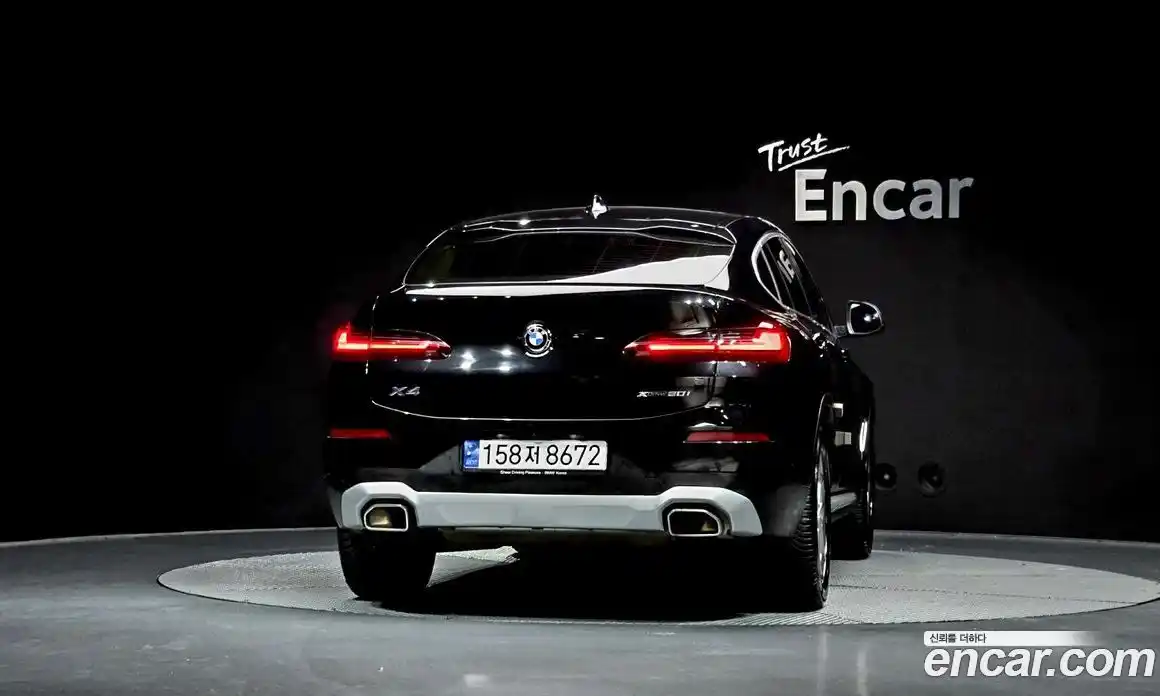 BMW X4 2023 2.0 автомат (гидро), фото 4
