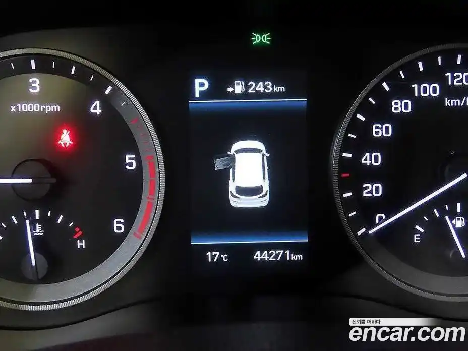 Hyundai Tucson 2019 2.0 автомат (гидро), фото 9