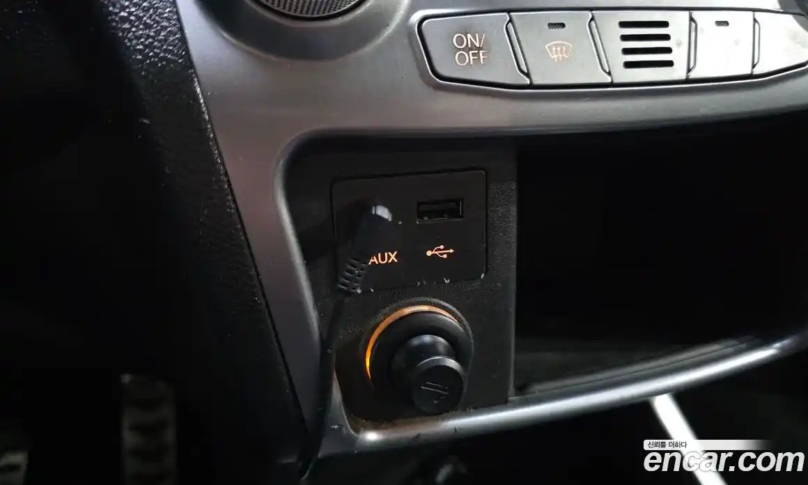 SsangYong Korando 2016 2.2 автомат (гидро), фото 16