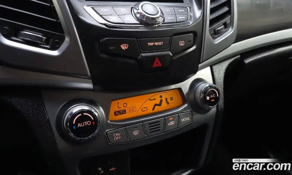 SsangYong Korando 2016 2.2 автомат (гидро), фото 23