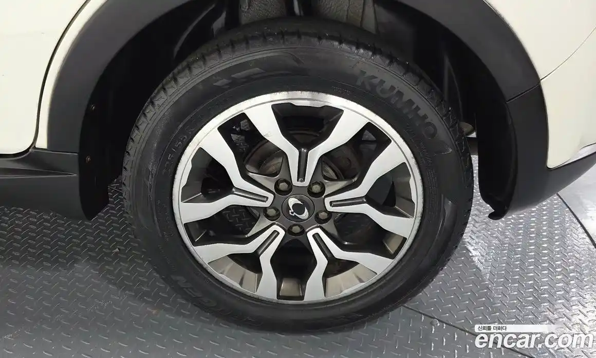 SsangYong Korando 2016 2.2 автомат (гидро), фото 7