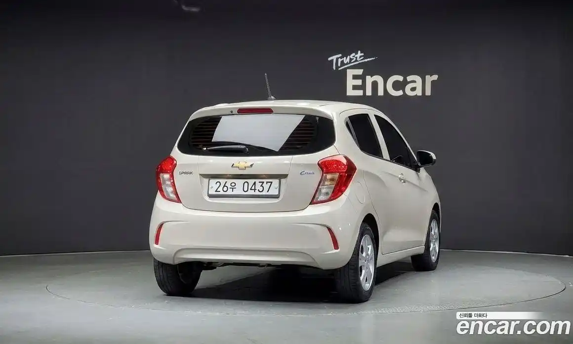 Chevrolet Spark 2016 1.0 автомат (гидро), фото 4