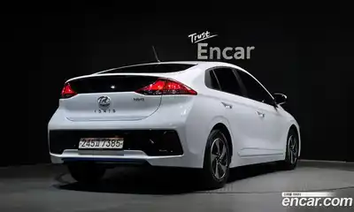 Hyundai Ioniq 2018 1.6 автомат (гидро), миниатюра 2