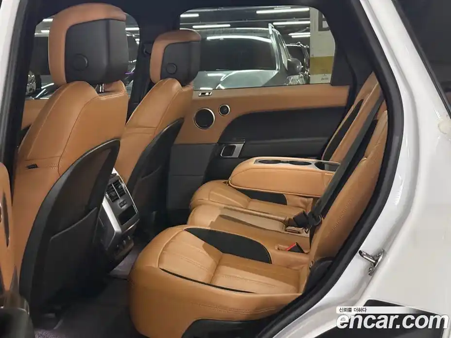 Land Rover Range Rover Sport 2022 3.0 автомат (гидро), фото 6