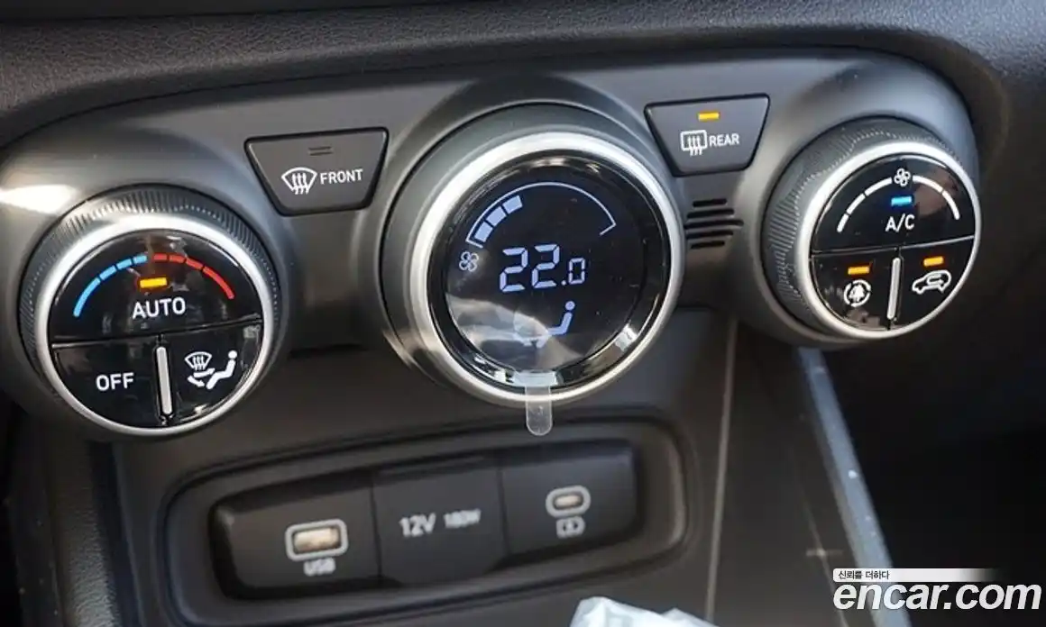 Hyundai Venue 2026 1.6 автомат (гидро), фото 20