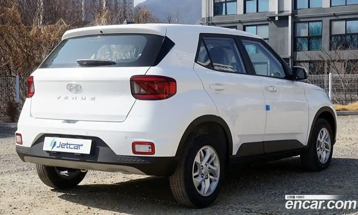 Hyundai Venue 2026 1.6 автомат (гидро), фото 3
