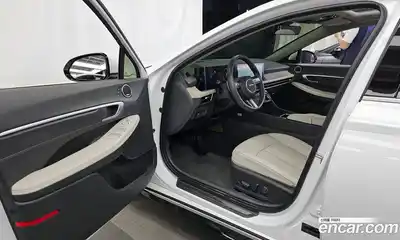 Hyundai Sonata 2024 1.6 автомат (гидро), миниатюра 10