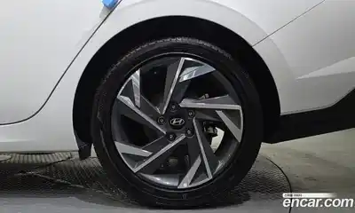 Hyundai Avante 2025 1.6 автомат (гидро), миниатюра 7