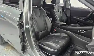 Hyundai Avante 2024 1.6 автомат (гидро), миниатюра 11