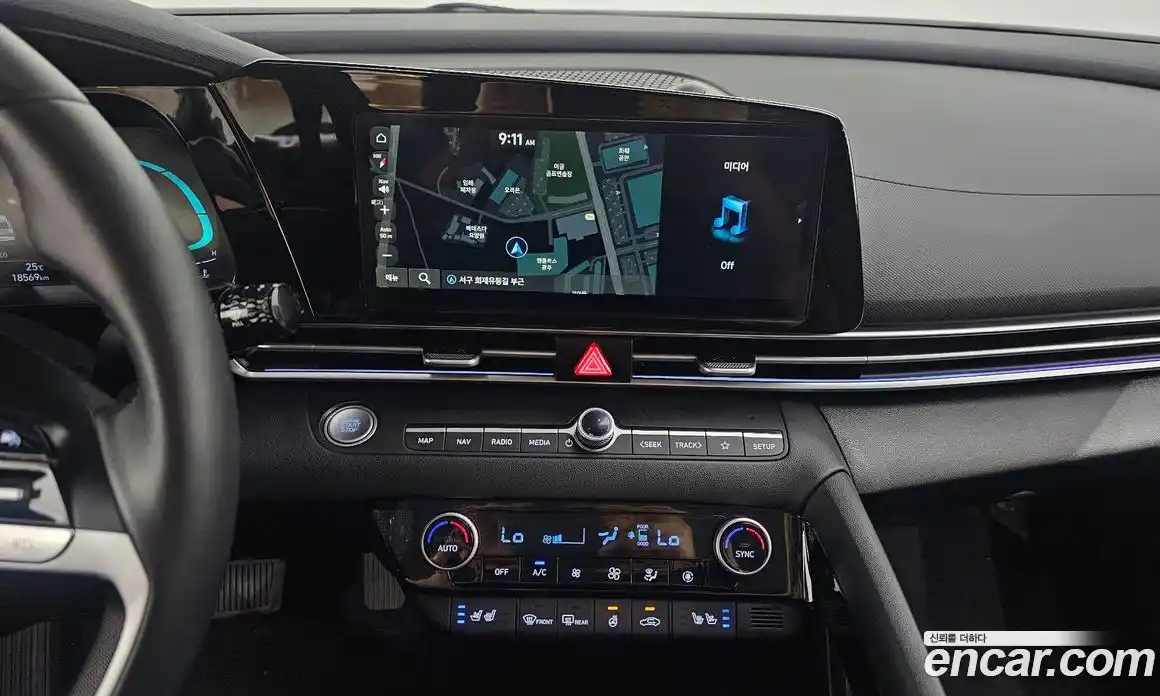 Hyundai Avante 2024 1.6 автомат (гидро), фото 14
