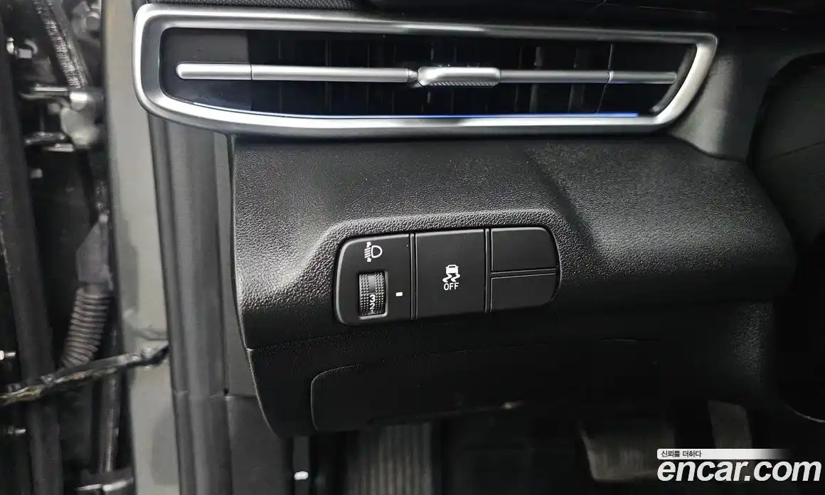 Hyundai Avante 2024 1.6 автомат (гидро), фото 19