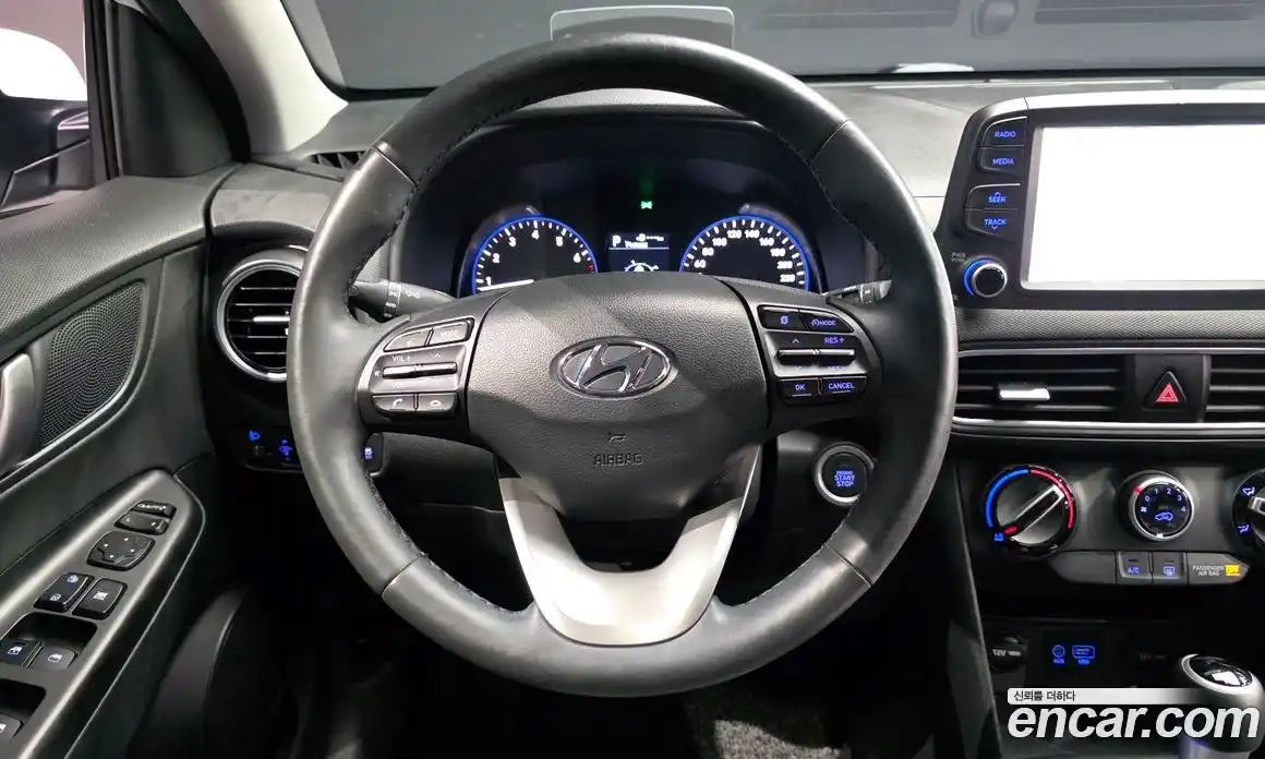 Hyundai Kona 2018 1.6 автомат (гидро), фото 13