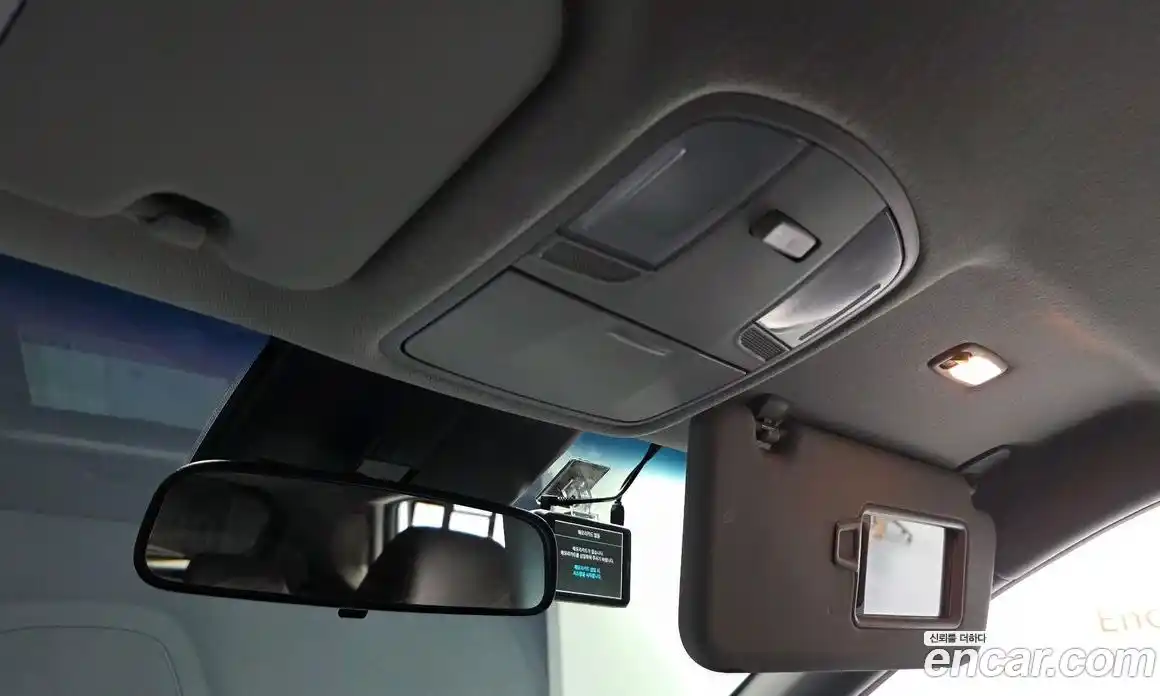 Hyundai Kona 2018 1.6 автомат (гидро), фото 20