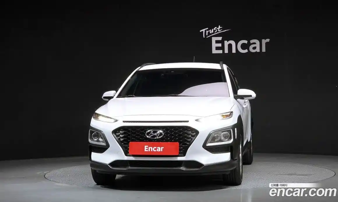 Hyundai Kona 2018 1.6 автомат (гидро), фото 3