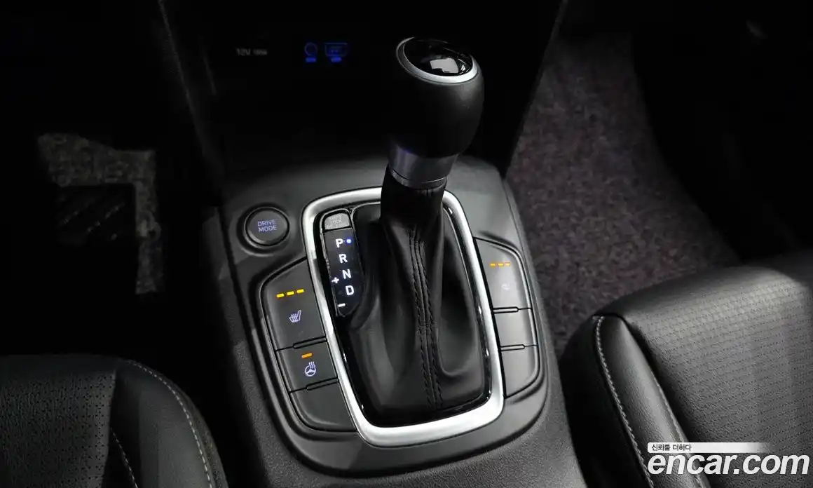 Hyundai Kona 2018 1.6 автомат (гидро), фото 9