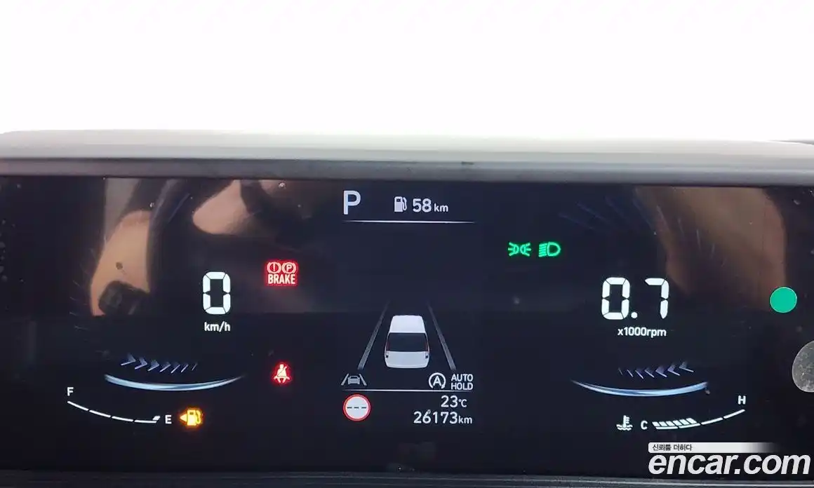 Hyundai Staria 2024 2.2 автомат (гидро), фото 11