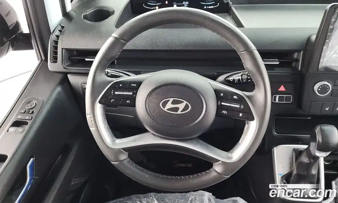 Hyundai Staria 2024 2.2 автомат (гидро), фото 18
