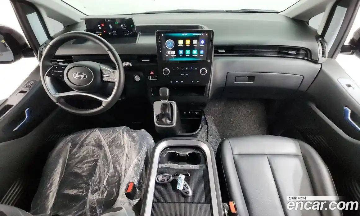 Hyundai Staria 2024 2.2 автомат (гидро), фото 10