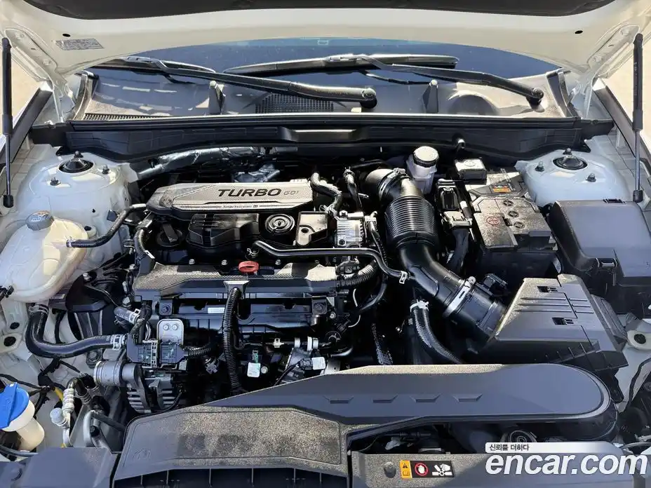 Hyundai Sonata 2021 1.6 автомат (гидро), фото 6