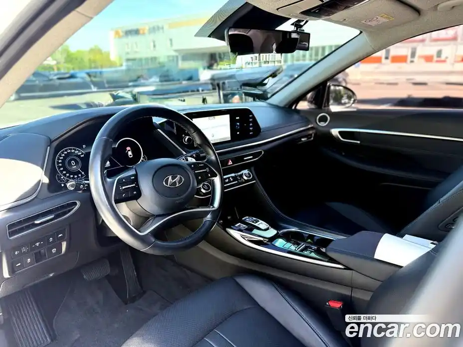 Hyundai Sonata 2021 1.6 автомат (гидро), фото 10