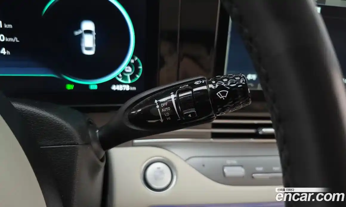 Hyundai Grandeur 2022 2.4 автомат (гидро), фото 18