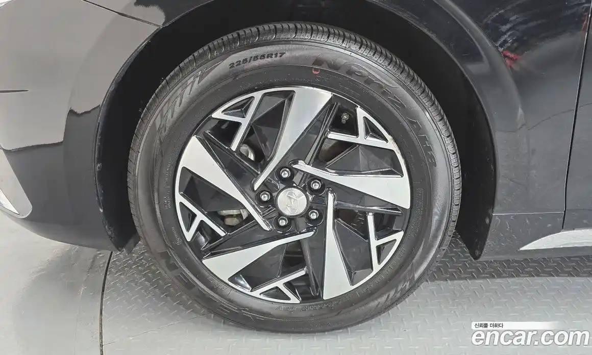 Hyundai Grandeur 2022 2.4 автомат (гидро), фото 5