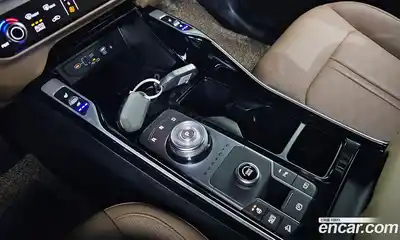 Kia Sorento 2024 1.6 автомат (гидро), миниатюра 12