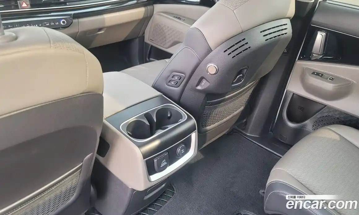 Kia Carnival 2025 2.2 автомат (гидро), фото 10