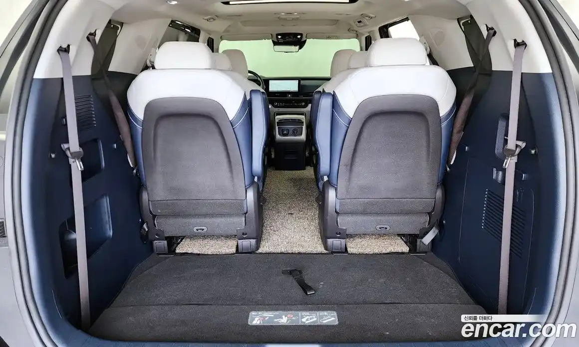 Kia Carnival 2024 1.6 автомат (гидро), фото 26