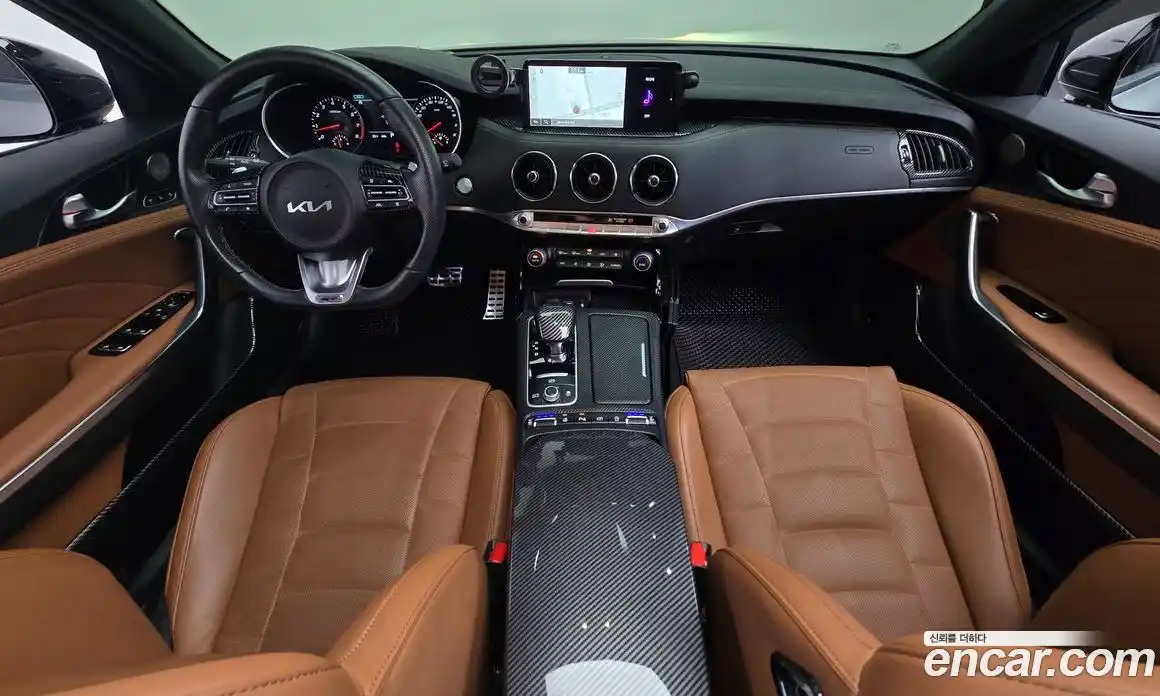Kia Stinger 2023 3.3 автомат (гидро), фото 7