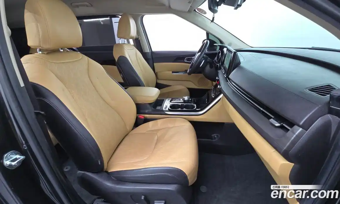 Kia Carnival 2023 2.2 автомат (гидро), фото 16
