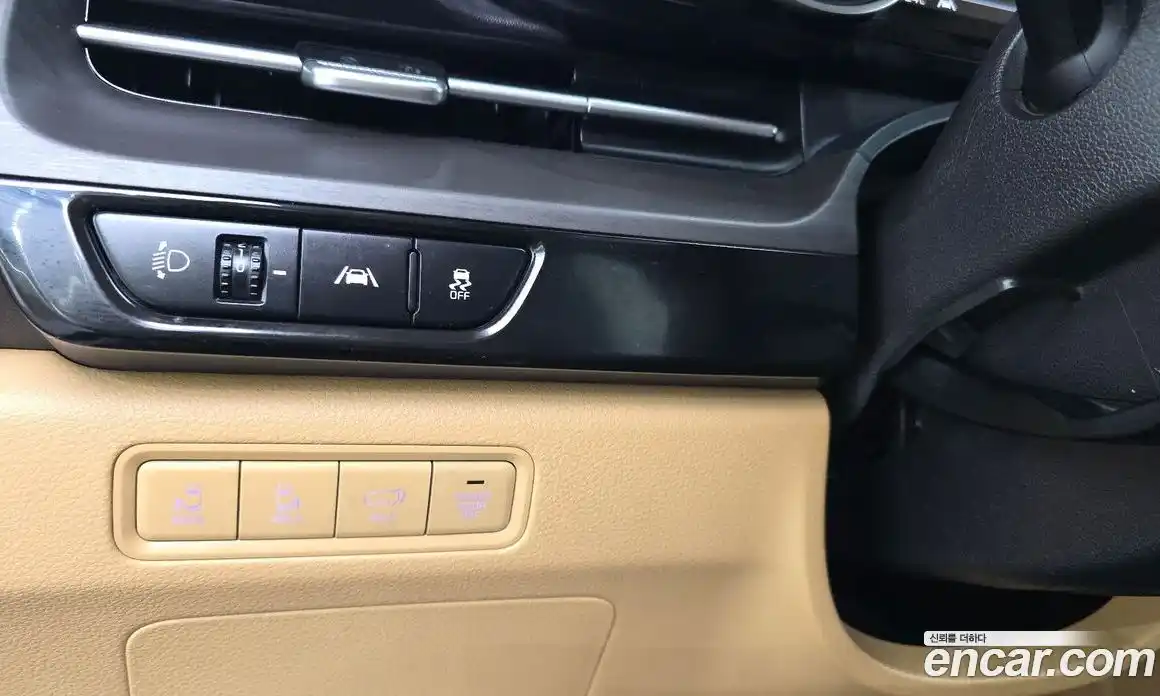 Kia Carnival 2023 2.2 автомат (гидро), фото 23